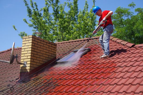 Longmont Roof Cleaning